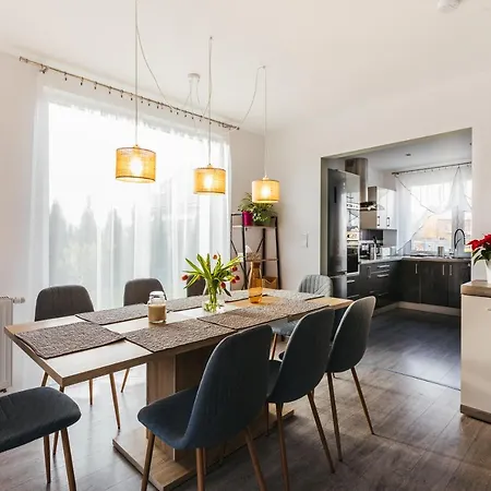 Villa Dom Zakatek, *