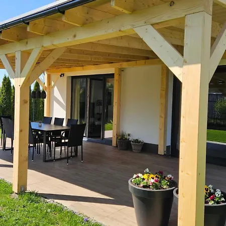 Villa Dom Zakatek, *